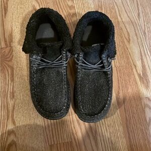 Women’s  Black Casual Shoes hey dude